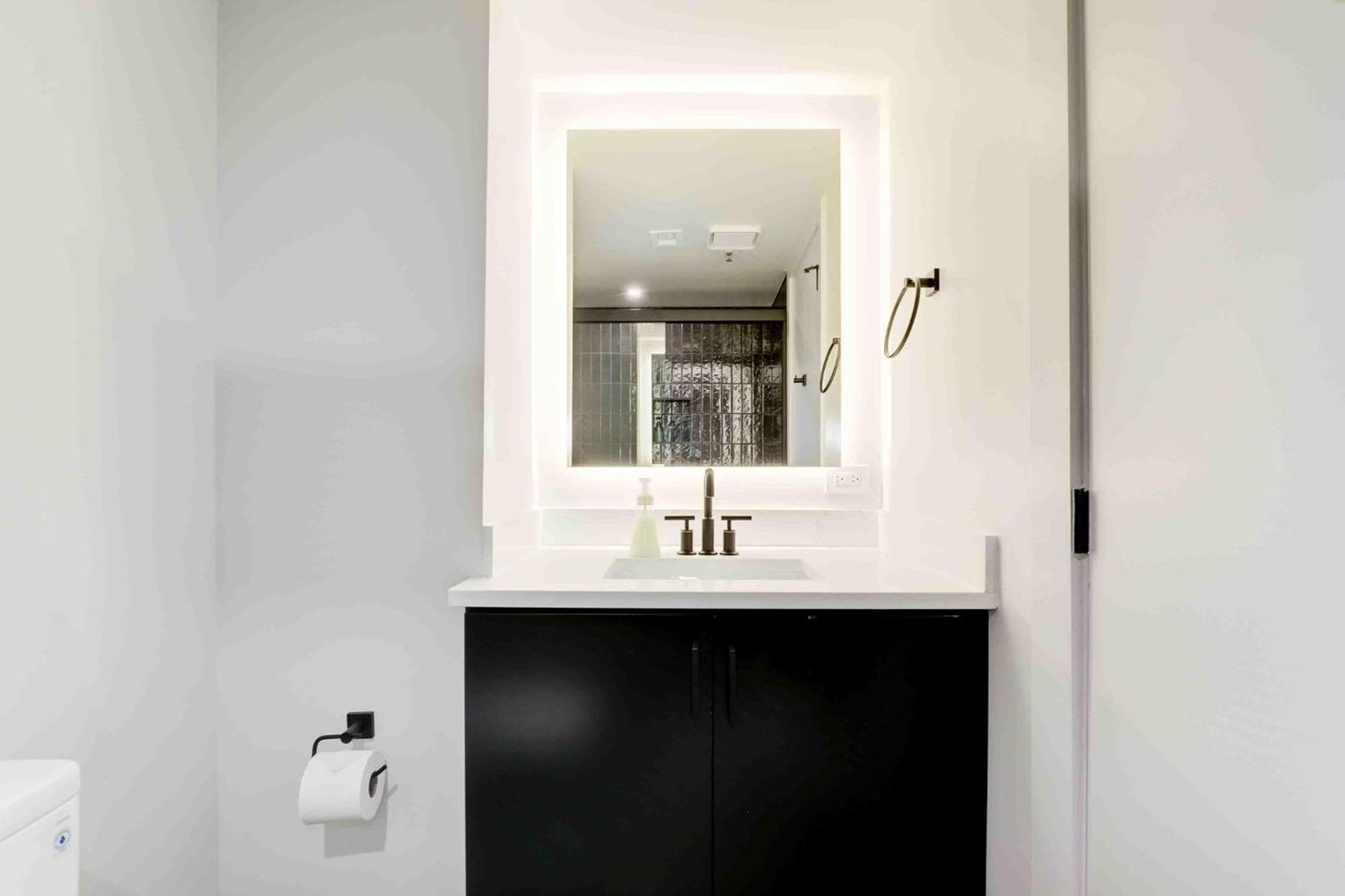 2Br Executive Apartment In Prime Location Arlington Luaran gambar