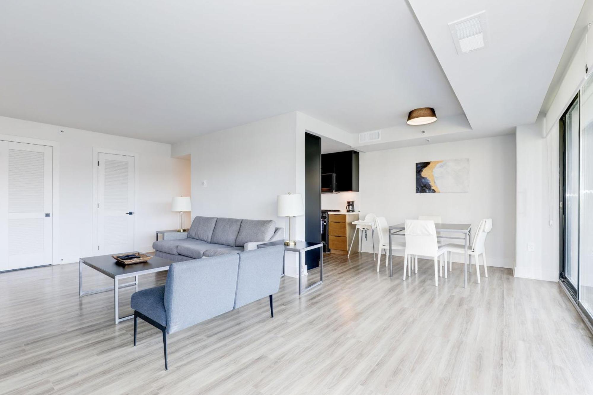 2Br Executive Apartment In Prime Location Arlington Luaran gambar